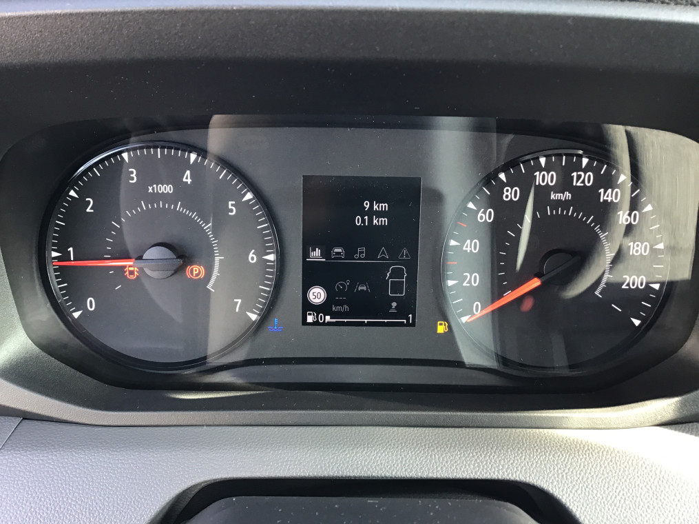 RENAULT MASTER VAN FGN TRAC 3T5 L2H2 BLUE DCI 150 EXTRA