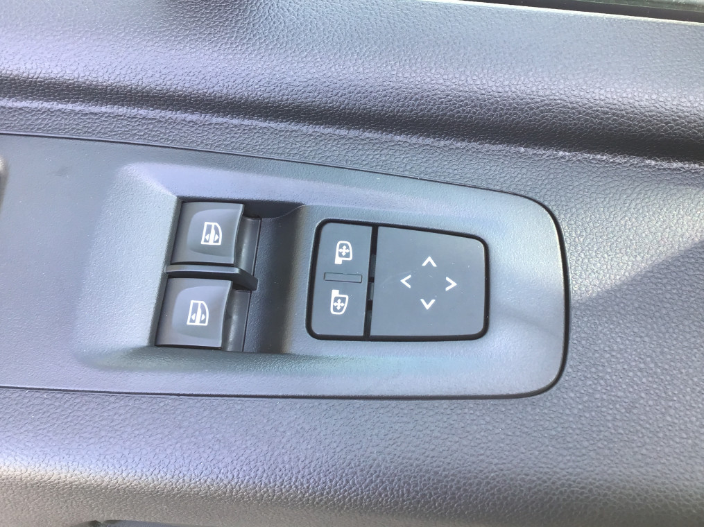 RENAULT MASTER VAN FGN TRAC 3T5 L2H2 BLUE DCI 150 EXTRA