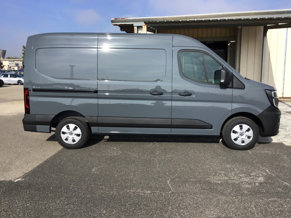 RENAULT MASTER VAN FGN TRAC 3T5 L2H2 BLUE DCI 150 EXTRA