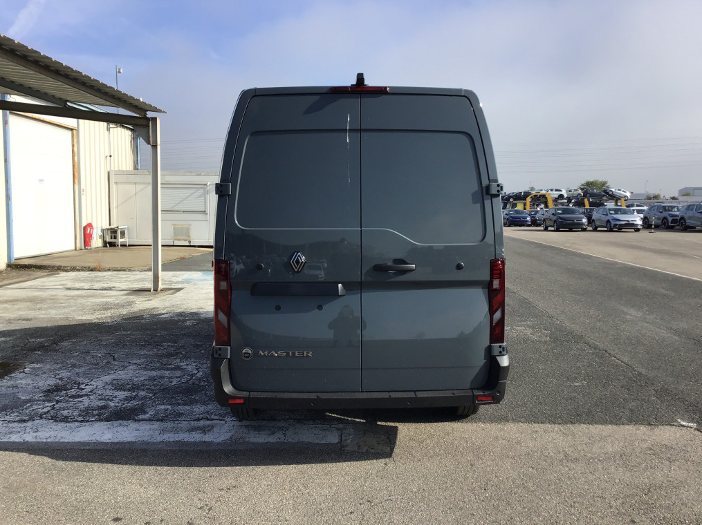 RENAULT MASTER VAN FGN TRAC 3T5 L2H2 BLUE DCI 150 EXTRA
