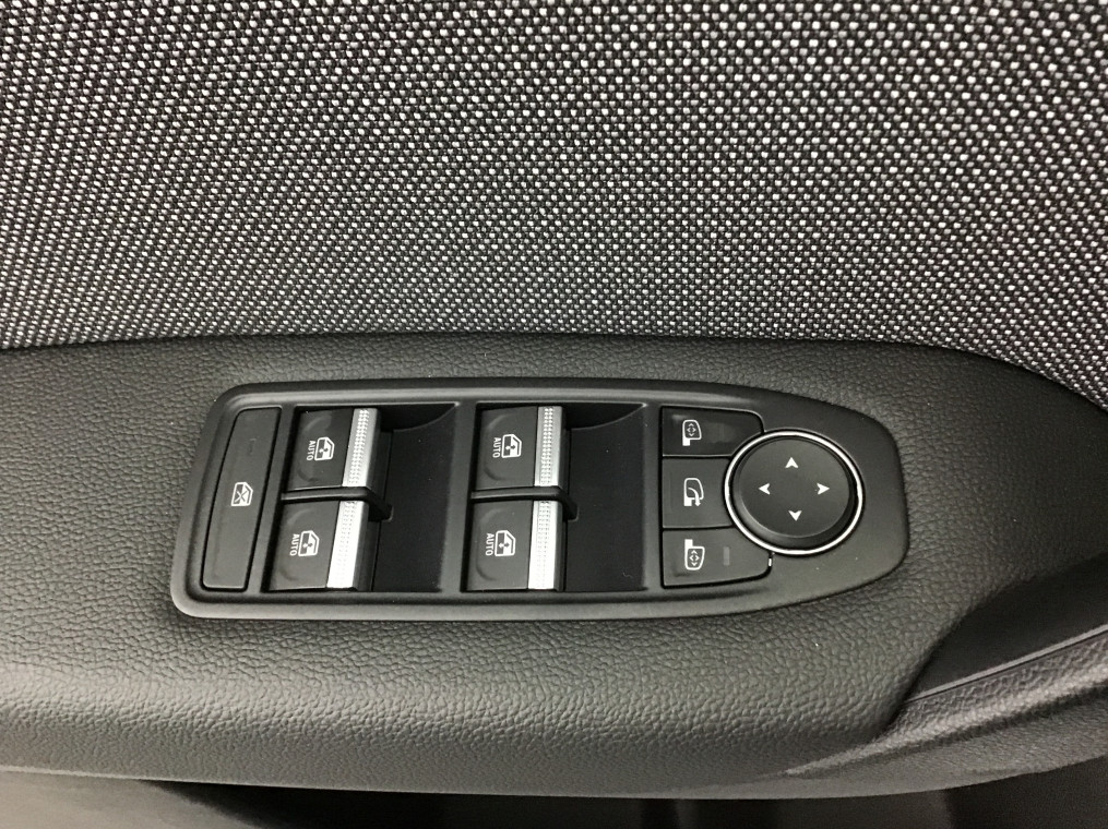 RENAULT CAPTUR TCe 90 Techno