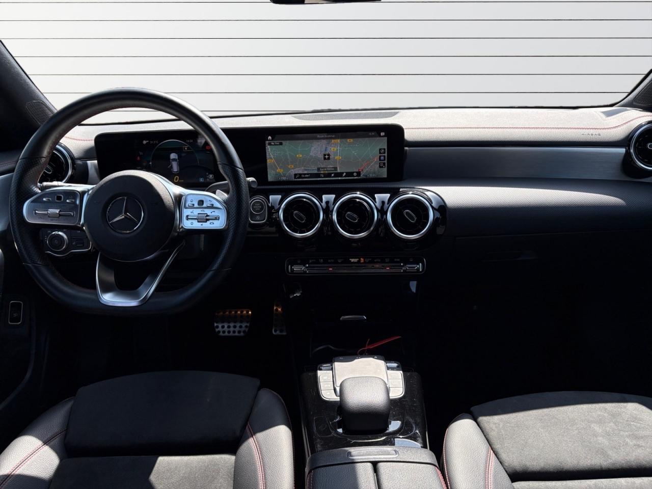MERCEDES CLA 200d Shooting Brake 8G-DCT AMG Line - TVA RÉCUPÉRABLE