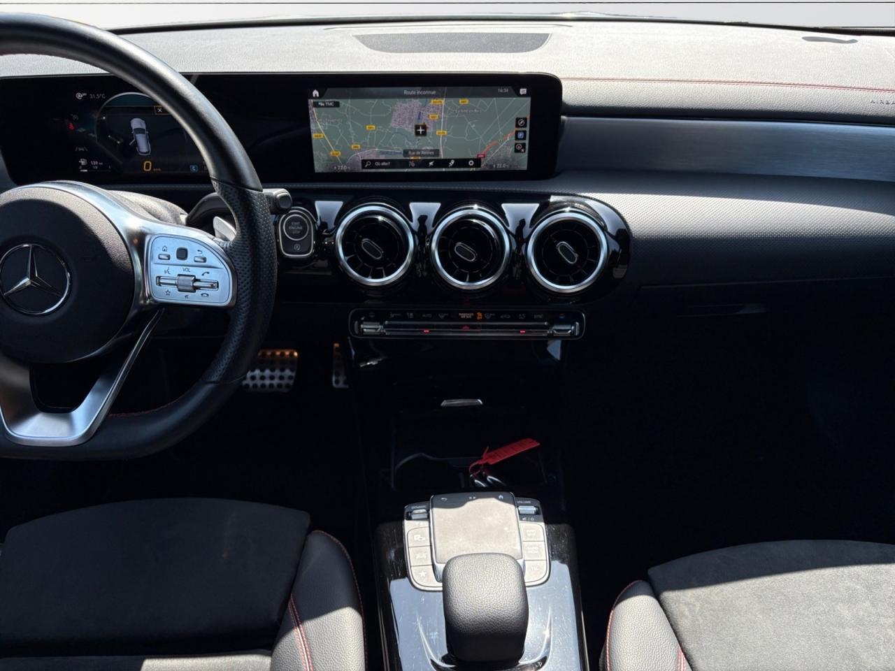 MERCEDES CLA 200d Shooting Brake 8G-DCT AMG Line - TVA RÉCUPÉRABLE