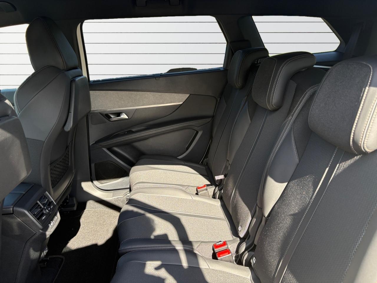 PEUGEOT 5008 1.2 PureTech 130 EAT8 GT - 7 PLACES