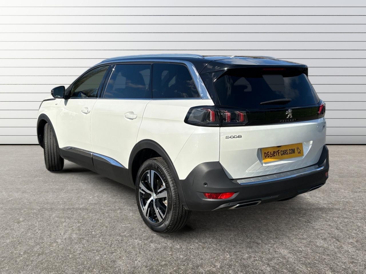 PEUGEOT 5008 1.2 PureTech 130 EAT8 GT - 7 PLACES