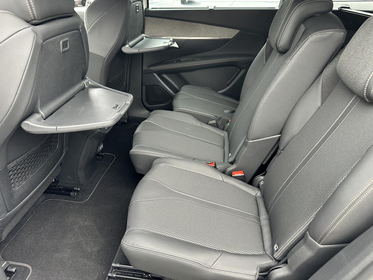 PEUGEOT 5008 1.2 PureTech 130 EAT8 GT - 7 PLACES