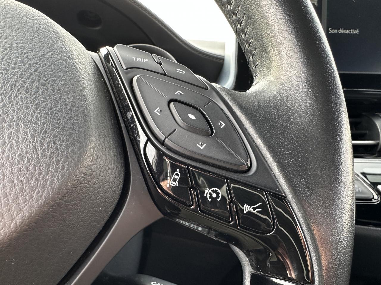 TOYOTA C-HR 2.0 Hybrid 184 e-CVT Edition - TVA RÉCUPÉRABLE