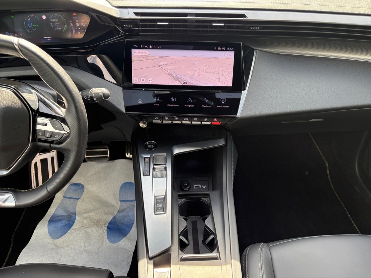 PEUGEOT 308 1.6 PHEV 225 e-EAT8 GT + CAMERA 360 + FOCAL + SIEGE AGR