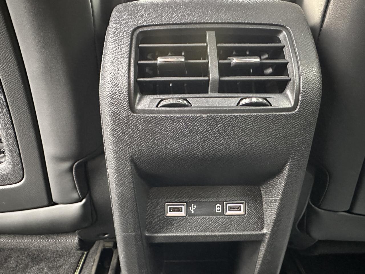 PEUGEOT 308 1.6 PHEV 225 e-EAT8 GT + CAMERA 360 + FOCAL + SIEGE AGR