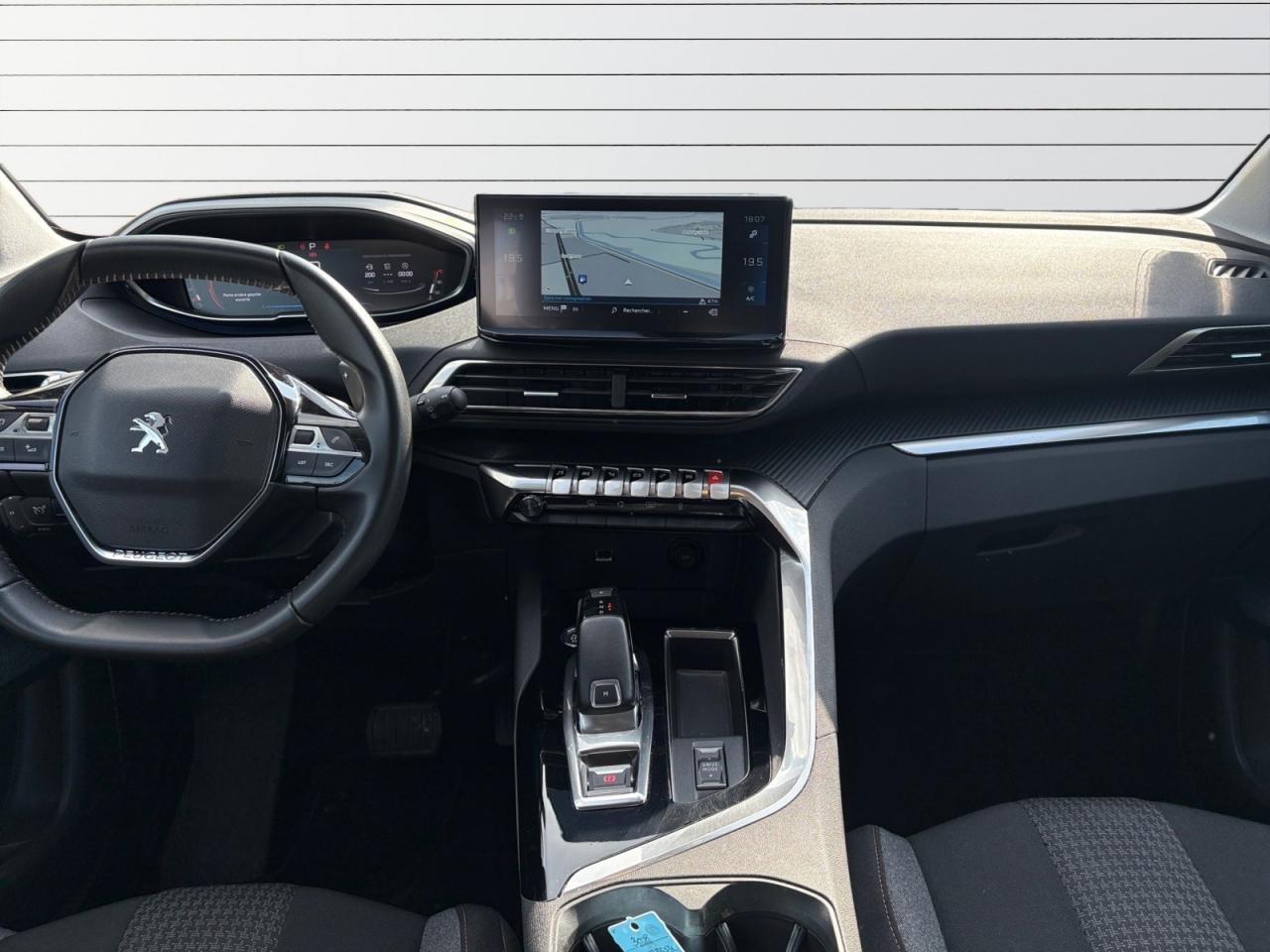 PEUGEOT 3008 1.5 BlueHDi 130 EAT8 Active Pack - TVA RÉCUPÉRABLE