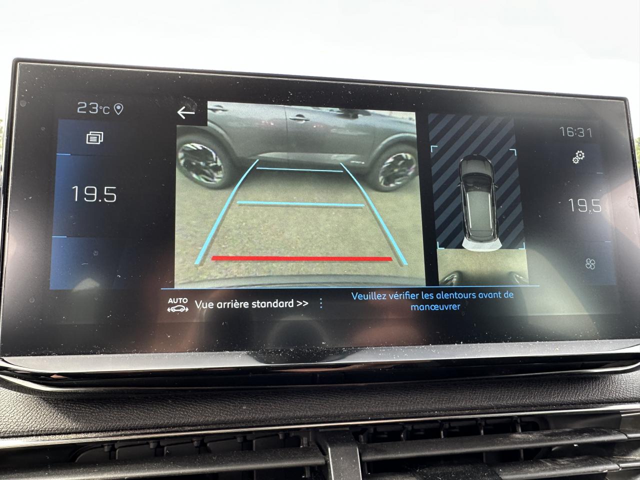 PEUGEOT 3008 1.5 BlueHDi 130 EAT8 Active Pack - TVA RÉCUPÉRABLE