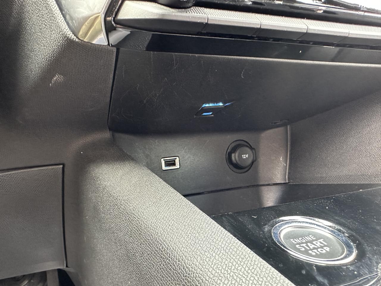 PEUGEOT 3008 1.5 BlueHDi 130 EAT8 Active Pack - TVA RÉCUPÉRABLE