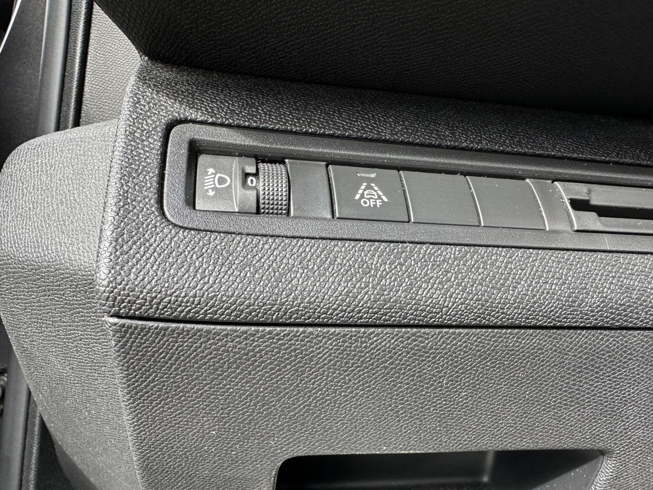 PEUGEOT 3008 1.5 BlueHDi 130 EAT8 Active Pack - TVA RÉCUPÉRABLE