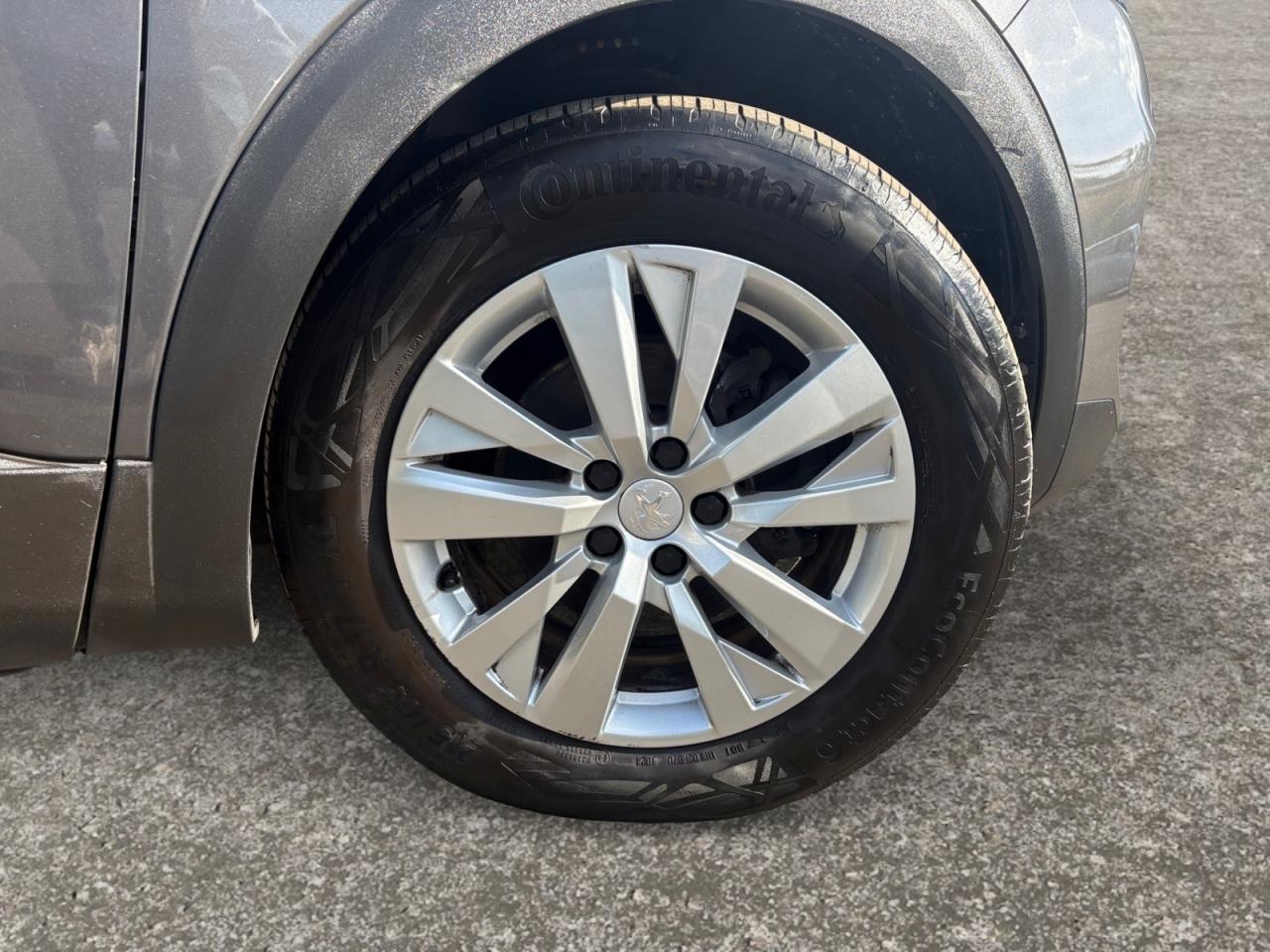 PEUGEOT 3008 1.5 BlueHDi 130 EAT8 Active Pack - TVA RÉCUPÉRABLE