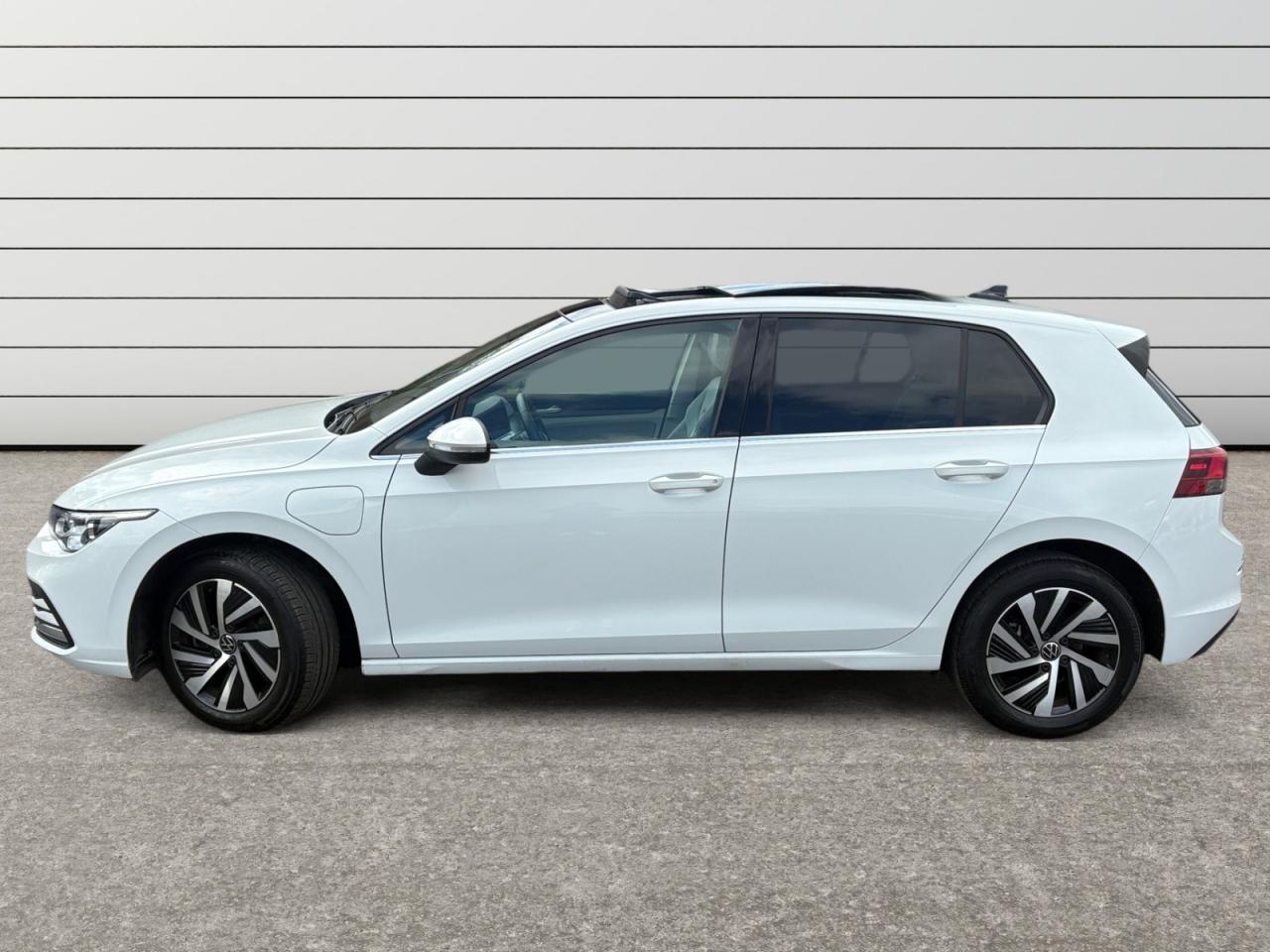 VOLKSWAGEN GOLF VIII VIII 1.4 eHybrid 204 DSG6 Style + TOIT OUVRANT + TVA RÉCUPÉRABLE