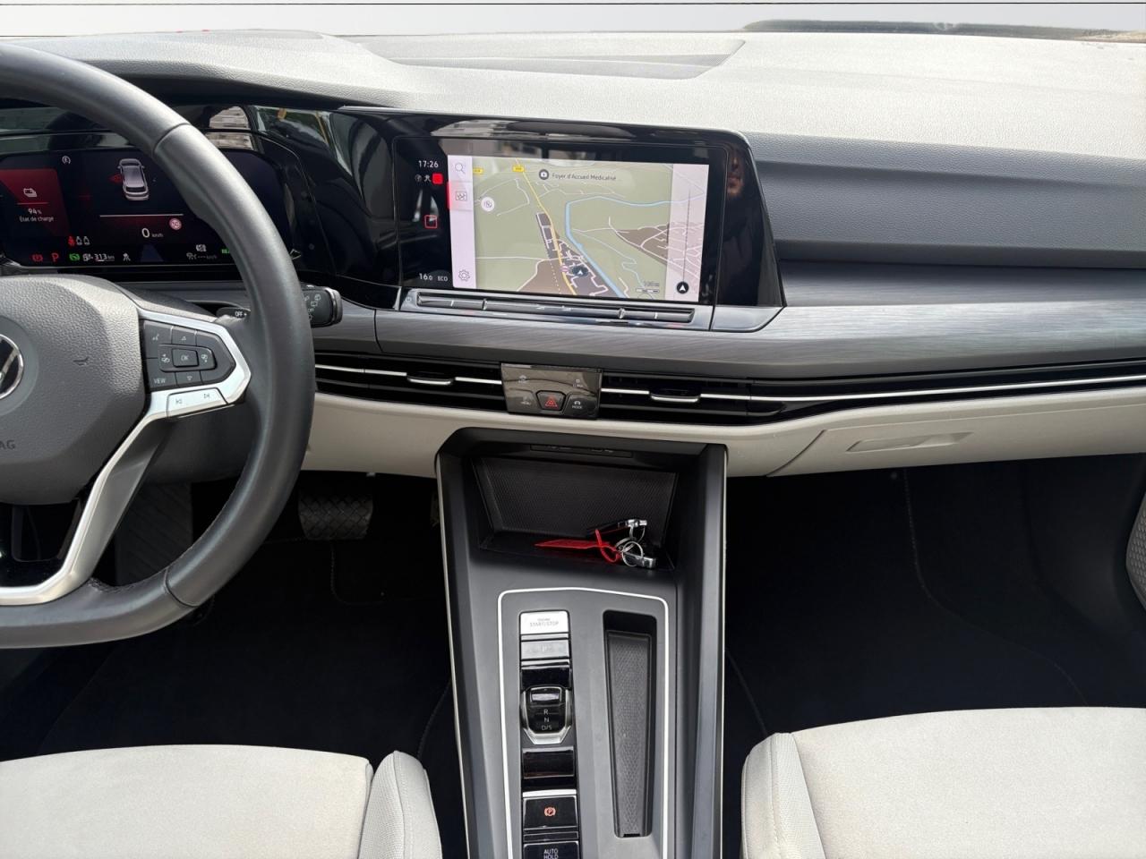 VOLKSWAGEN GOLF VIII VIII 1.4 eHybrid 204 DSG6 Style + TOIT OUVRANT + TVA RÉCUPÉRABLE