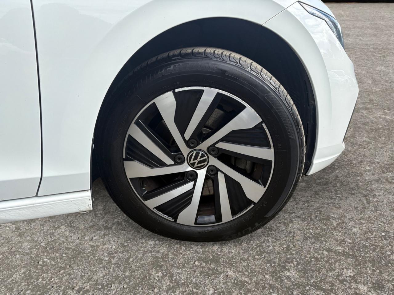 VOLKSWAGEN GOLF VIII VIII 1.4 eHybrid 204 DSG6 Style + TOIT OUVRANT + TVA RÉCUPÉRABLE