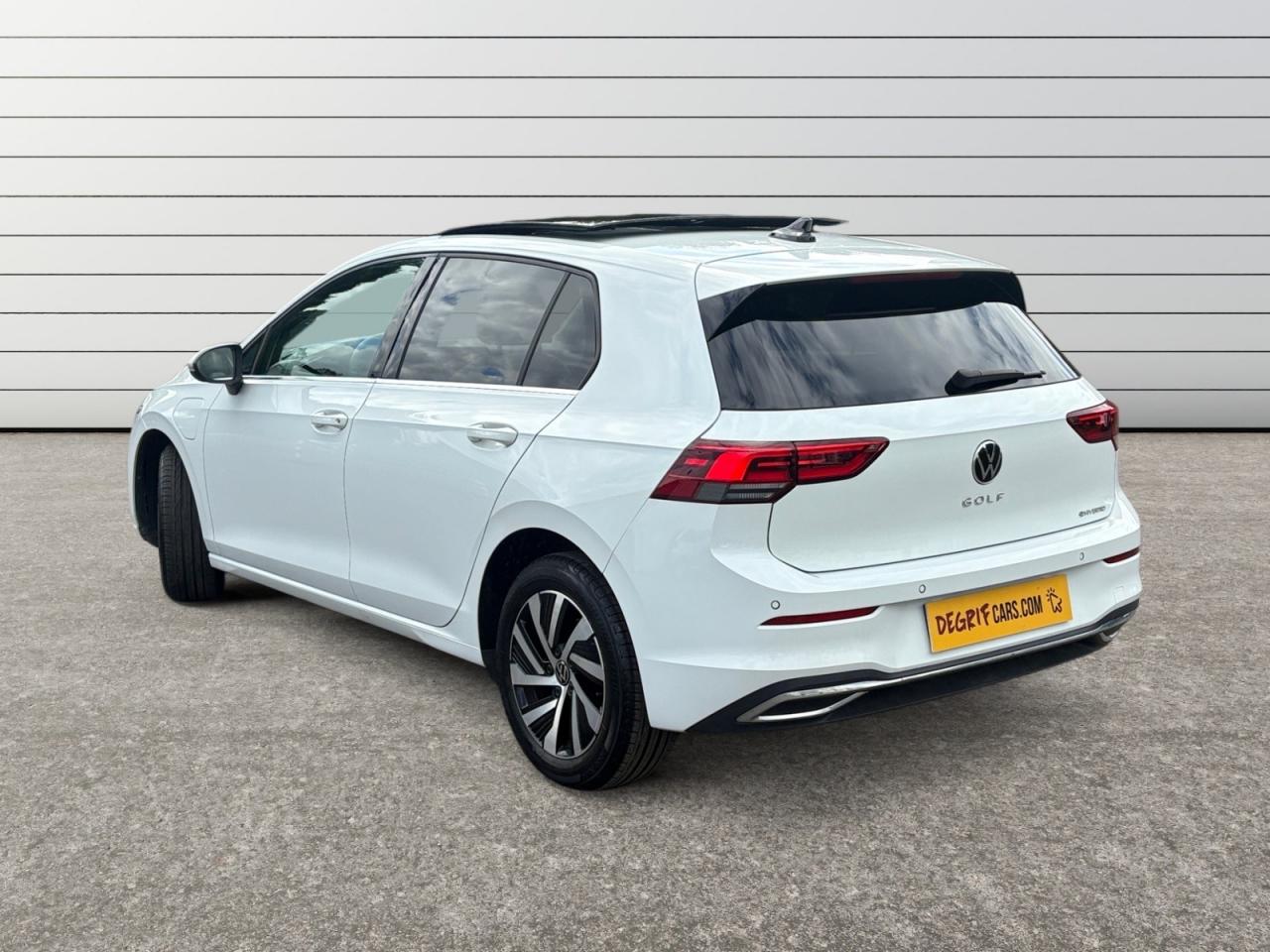 VOLKSWAGEN GOLF VIII VIII 1.4 eHybrid 204 DSG6 Style + TOIT OUVRANT + TVA RÉCUPÉRABLE