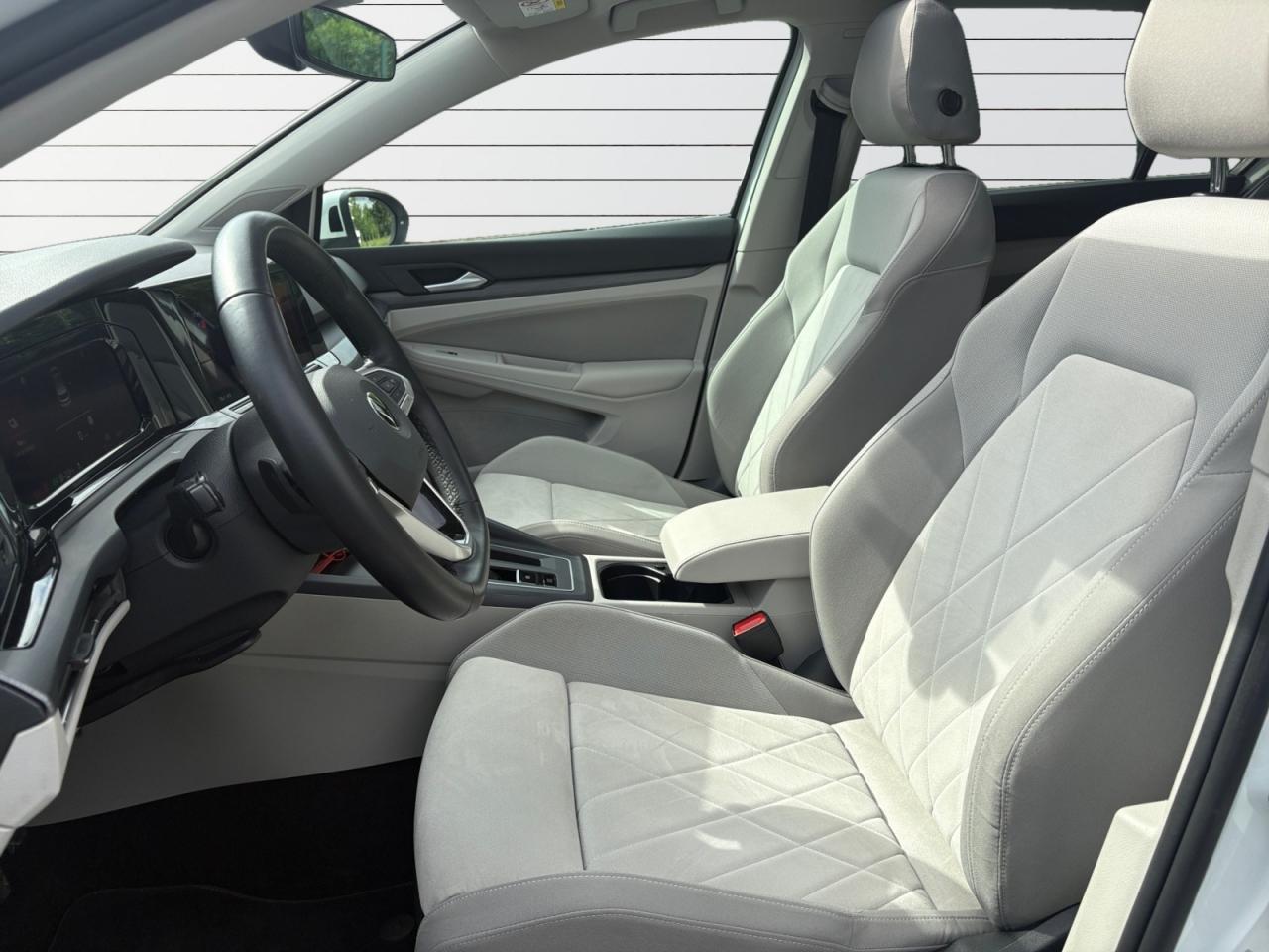 VOLKSWAGEN GOLF VIII VIII 1.4 eHybrid 204 DSG6 Style + TOIT OUVRANT + TVA RÉCUPÉRABLE