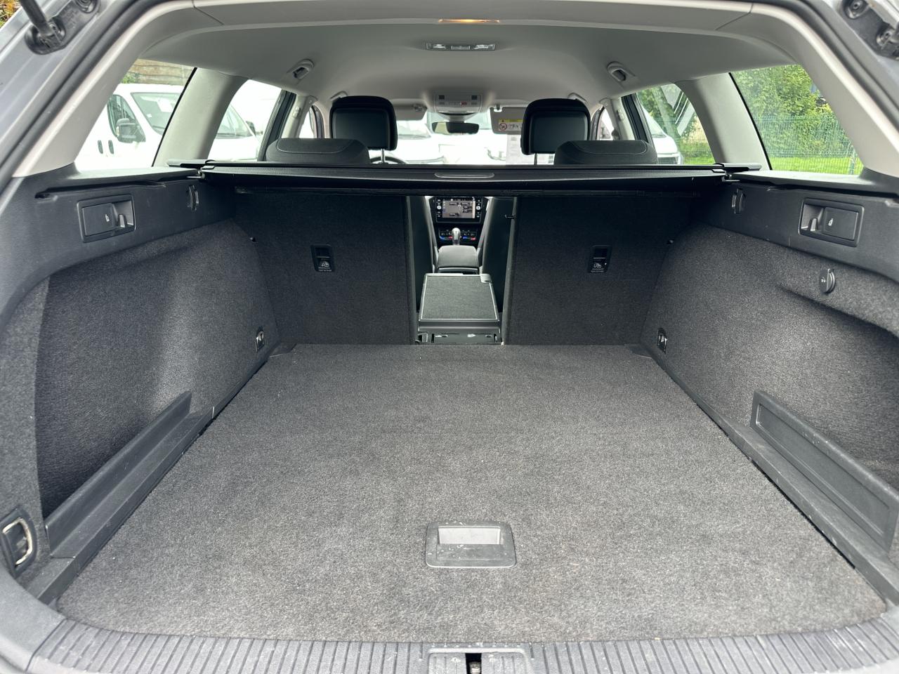 VOLKSWAGEN PASSAT SW 2.0 16V TDI Evo 122 DSG7 Business - TVA RÉCUPÉRABLE