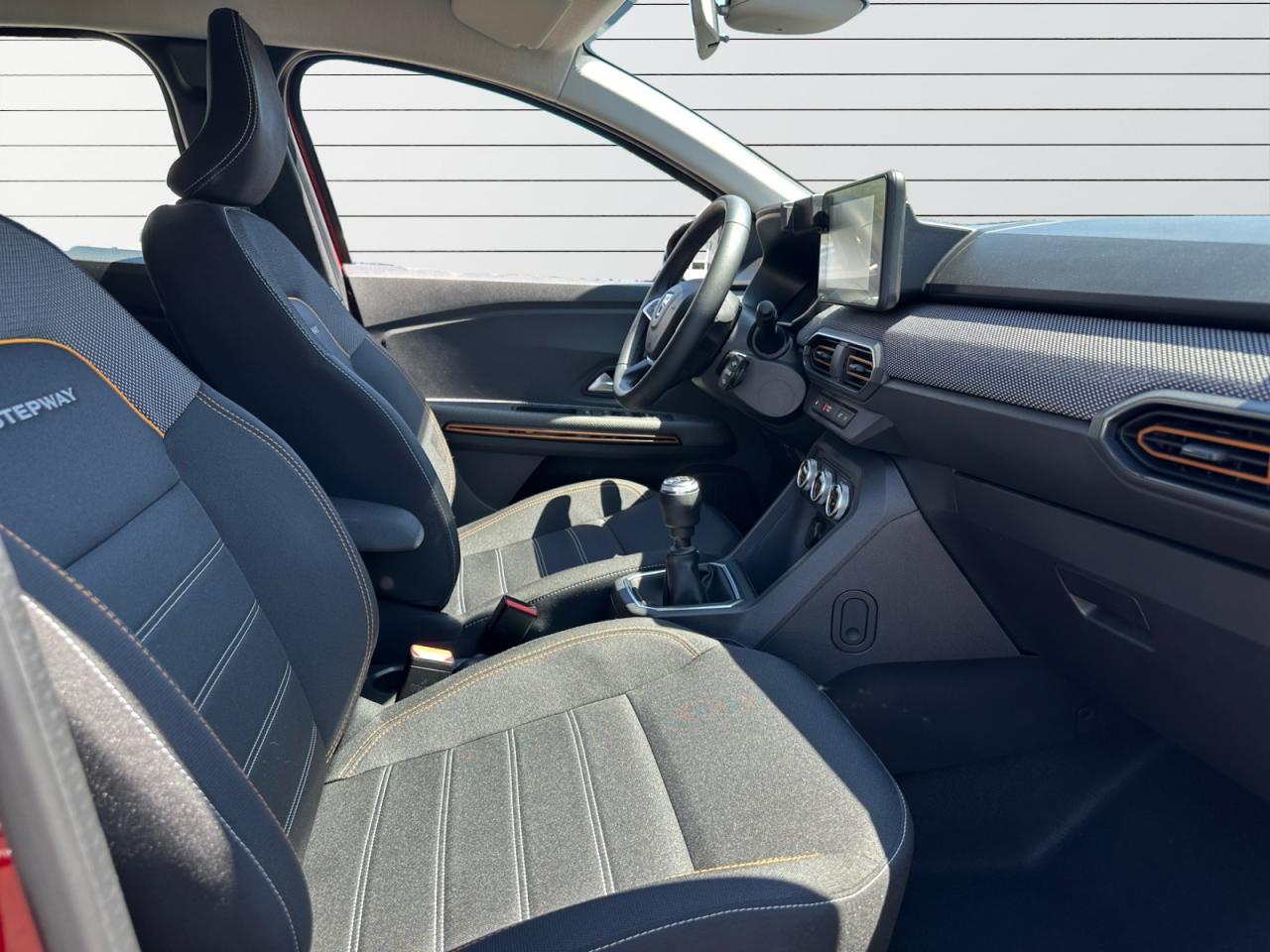 DACIA SANDERO Stepway 1.0 ECO-G 100 Confort + CAMERA + GPS + CLIM AUTO