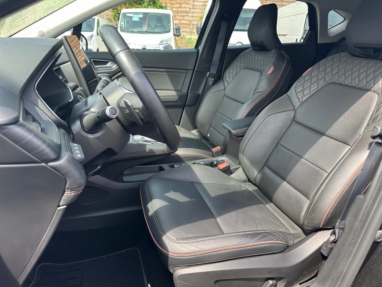 RENAULT CAPTUR 1.3 TCe 140 EDC  Initiale Paris - EXCELLENT ETAT