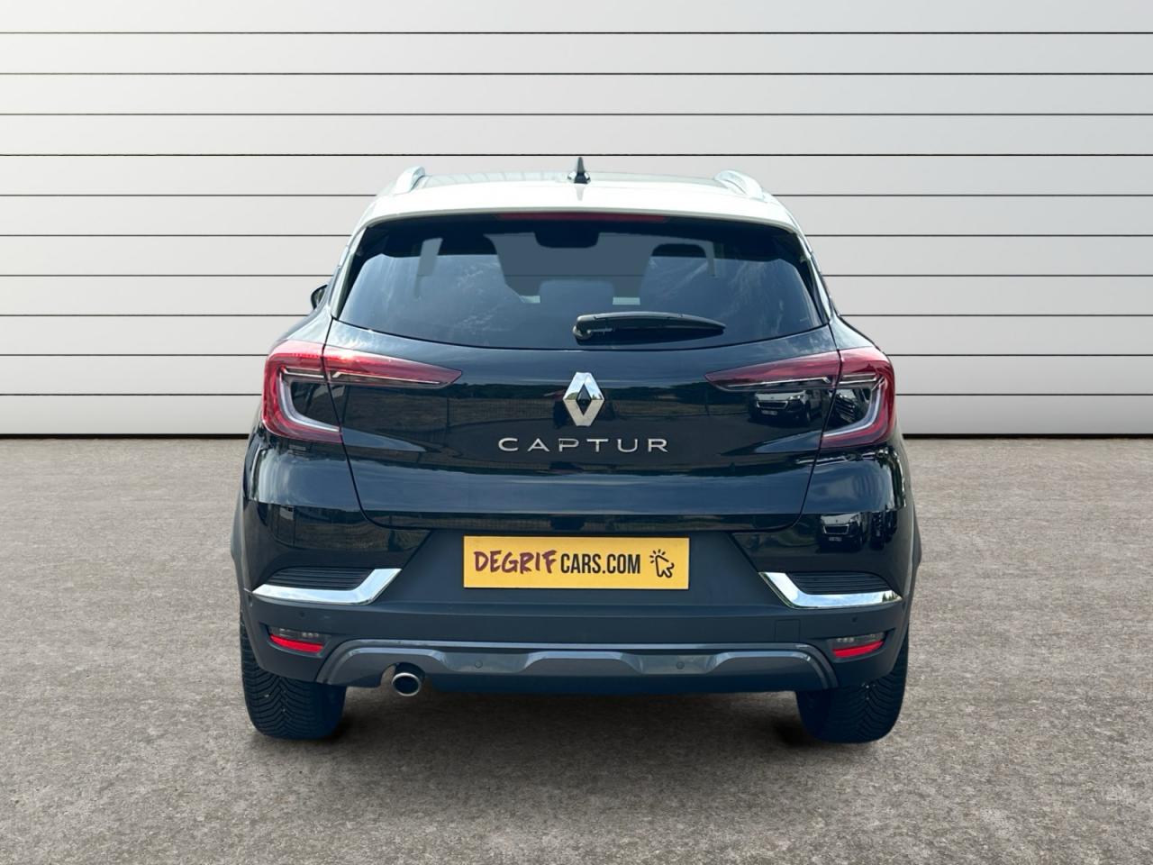 RENAULT CAPTUR 1.3 TCe 140 EDC  Initiale Paris - EXCELLENT ETAT