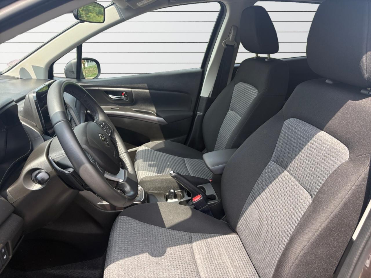 SUZUKI S CROSS S-Cross 1.5 Dualjet Hybrid Privilège - EXCELLENT ETAT - TVA RÉCUPÉRABLE