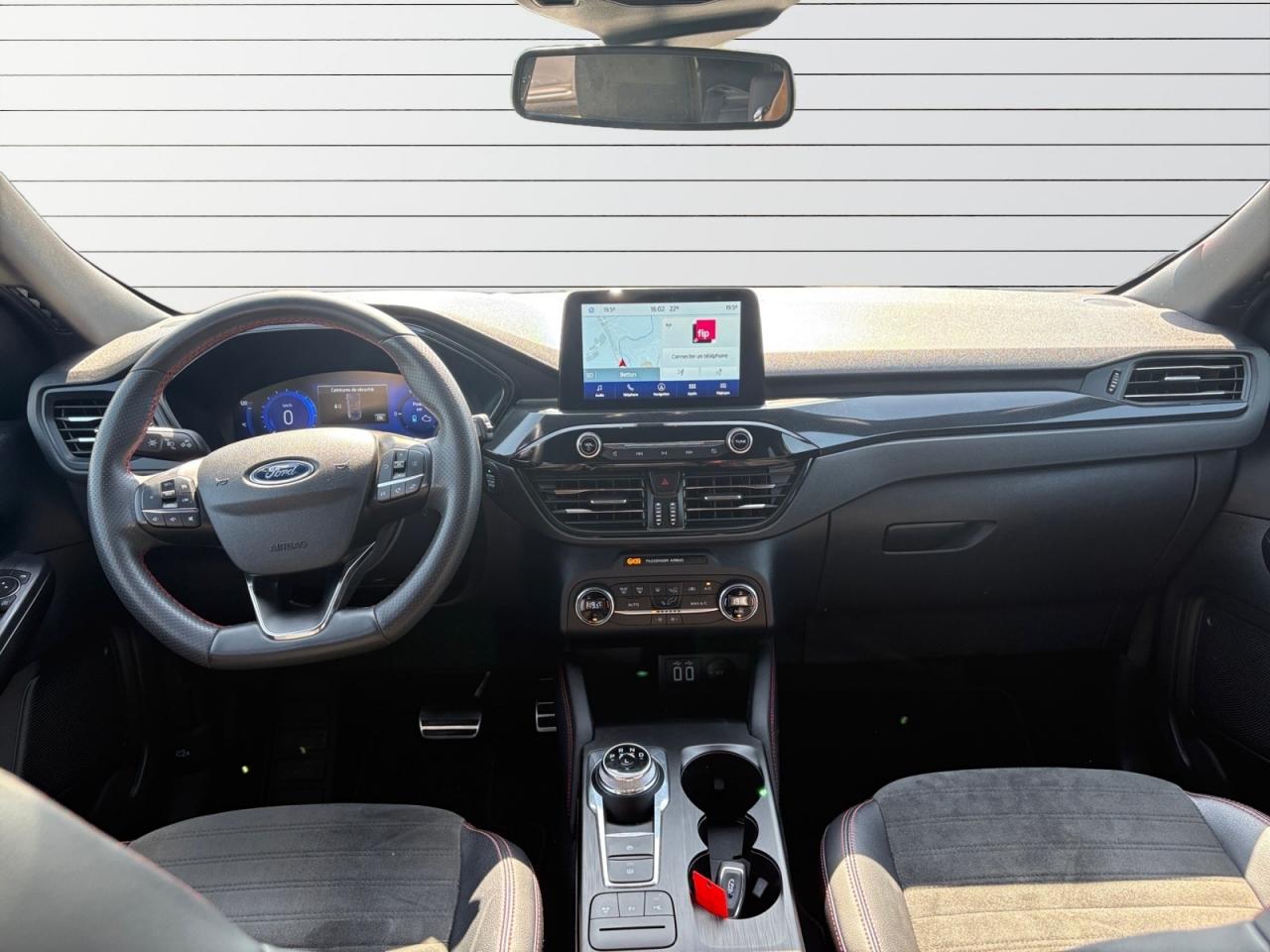 FORD KUGA 2.5 Duratec 225 e-CVT PHEV 4x2 ST-Line X + ATTELAGE + PACK DESIGN SPORT + TVA RECUPERABLE