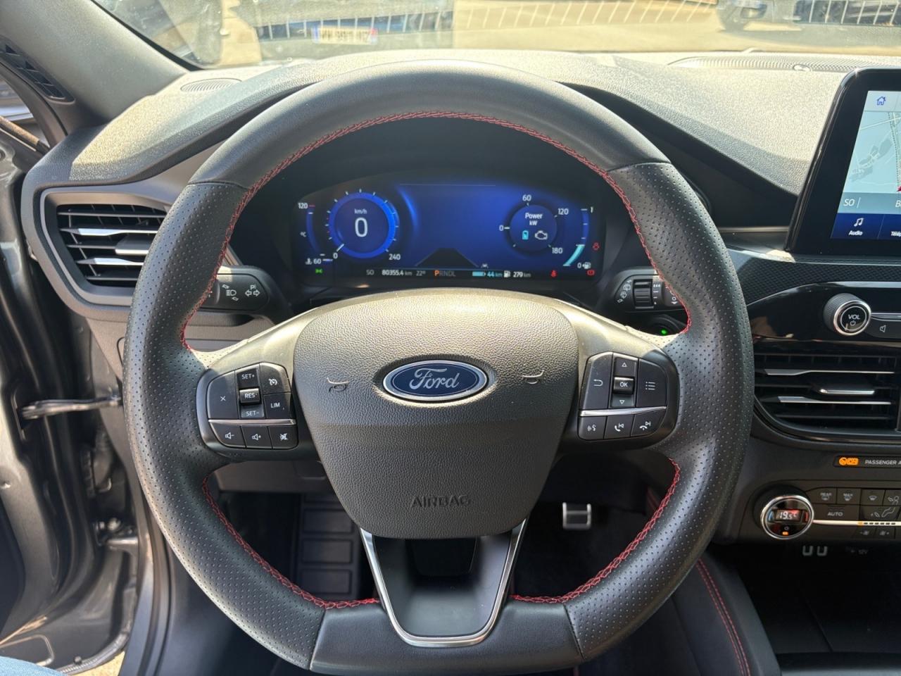 FORD KUGA 2.5 Duratec 225 e-CVT PHEV 4x2 ST-Line X + ATTELAGE + PACK DESIGN SPORT + TVA RECUPERABLE