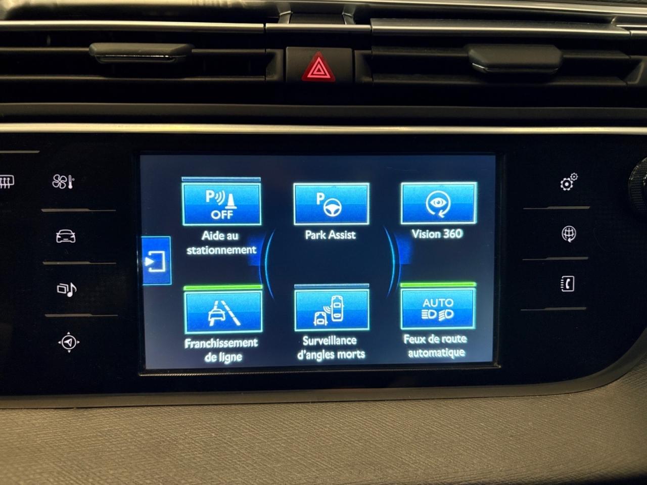 CITROEN C4 PICASSO Grand 2.0 BlueHDi 150 EAT6 Exclusive + TOIT PANO + CAMERA 360 + JBL + ATTELAGE + 7 PLACES