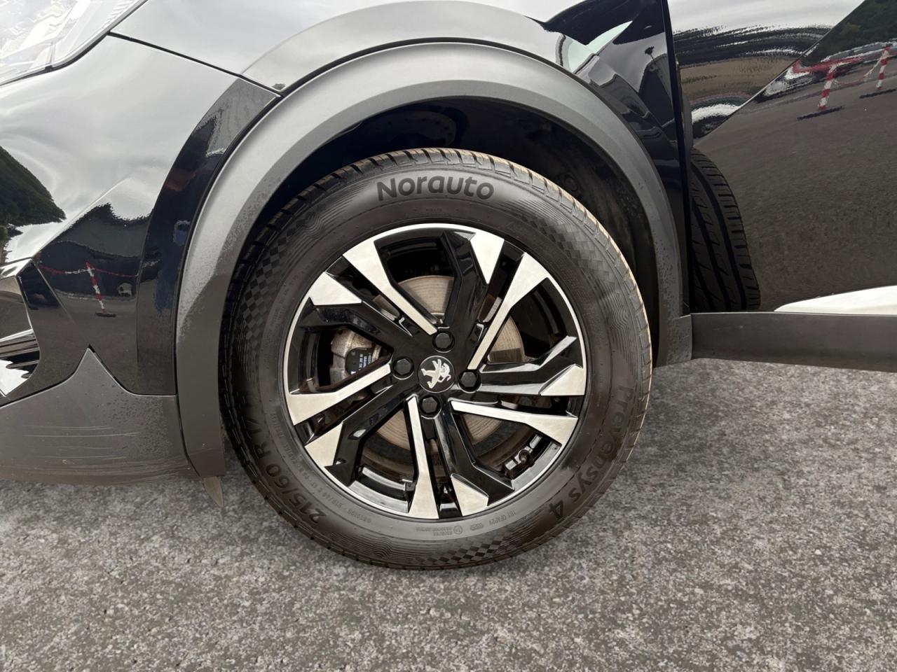 PEUGEOT 2008 1.5 BlueHDi 130 EAT8 Allure Business + TVA RECUPERABLE