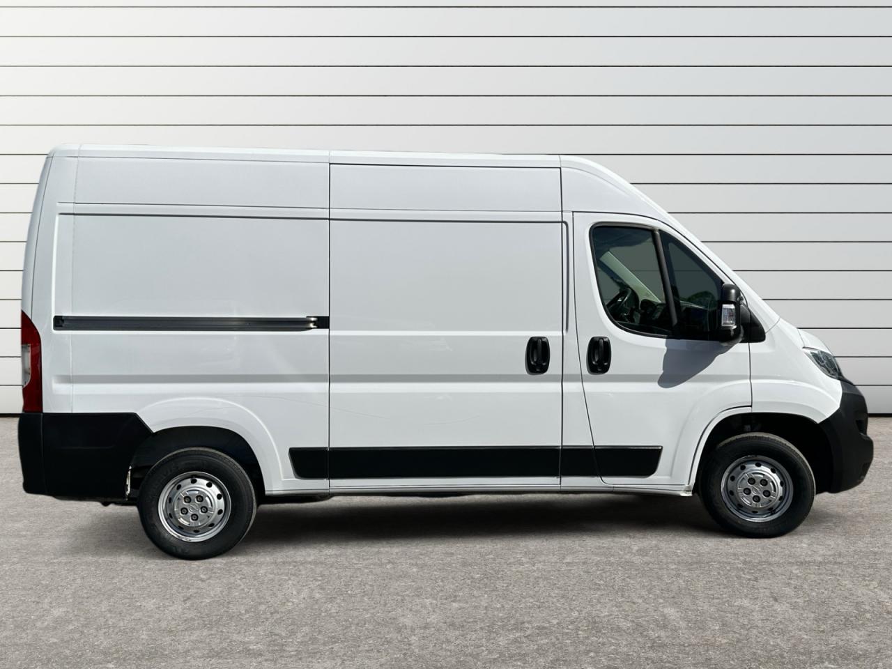 OPEL MOVANO 3.3t L2H2 2.2 BlueHDi 140 Pack Business Connect + CARPLAY + TVA RECUPERABLE