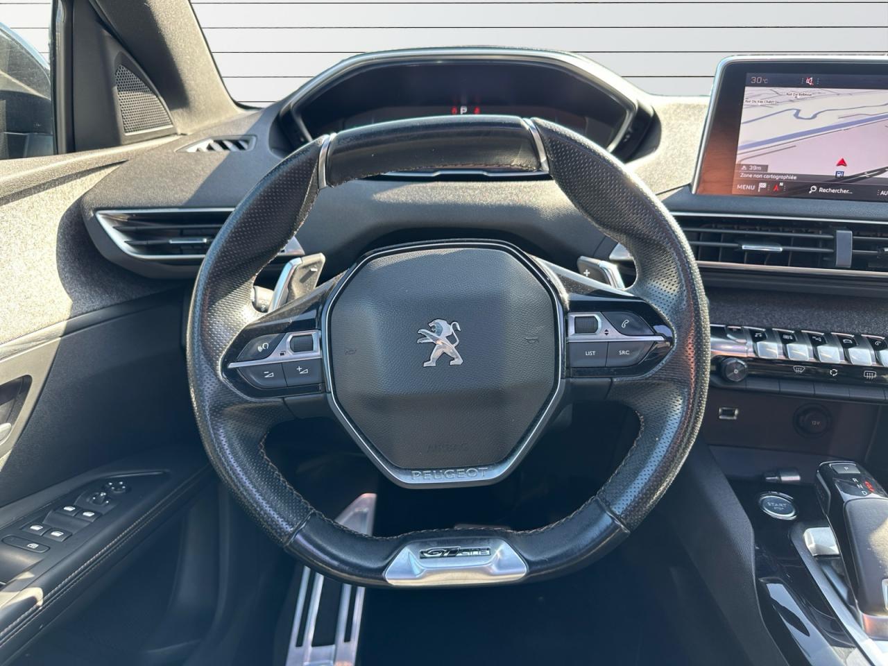 PEUGEOT 5008 1.5 BlueHDi 130 EAT8 GT Line + TOIT OUVRANT + 7 PLACES