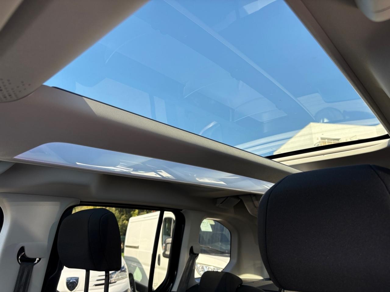 CITROEN BERLINGO VP 1.5 BlueHDi S&S - 130 EAT8 M Max + Pack Techno + Modutop + Navigation