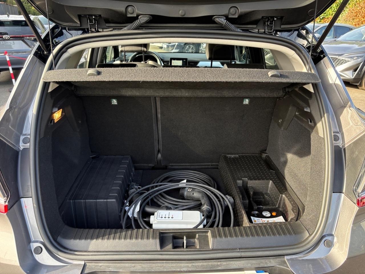 RENAULT CAPTUR 1.6 E-Tech Hybride Rechargeable 160 Techno + Pack Driving Assist - TVA RECUPERABLE