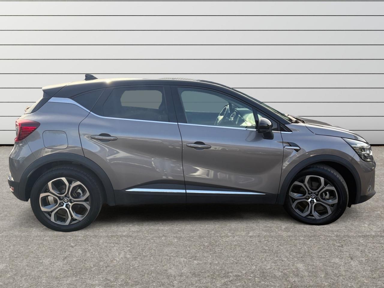 RENAULT CAPTUR 1.6 E-Tech Hybride Rechargeable 160 Techno + Pack Driving Assist - TVA RECUPERABLE