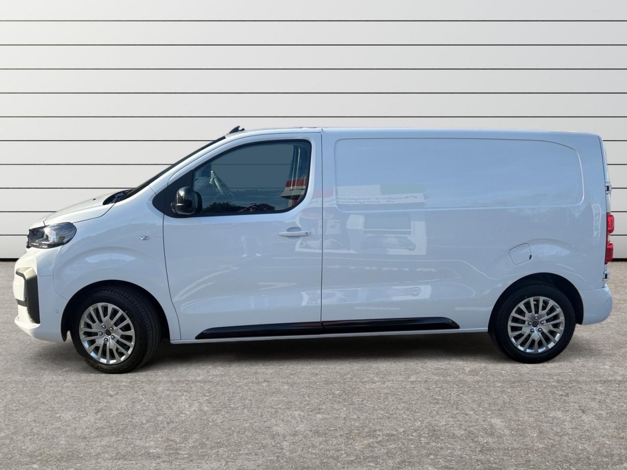 PEUGEOT EXPERT Fourgon M BlueHDi 180 EAT8 + Pack Urbain & Caméra + Pack Look + Moduwork