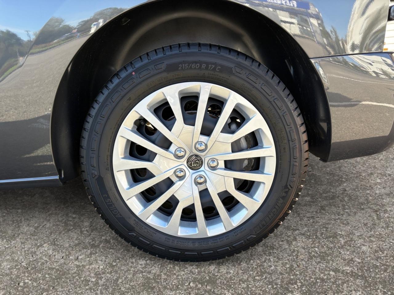 PEUGEOT EXPERT M 2.0 BlueHDi 180 EAT8 + Pack Urbain & Caméra + Pack Look + Moduwork