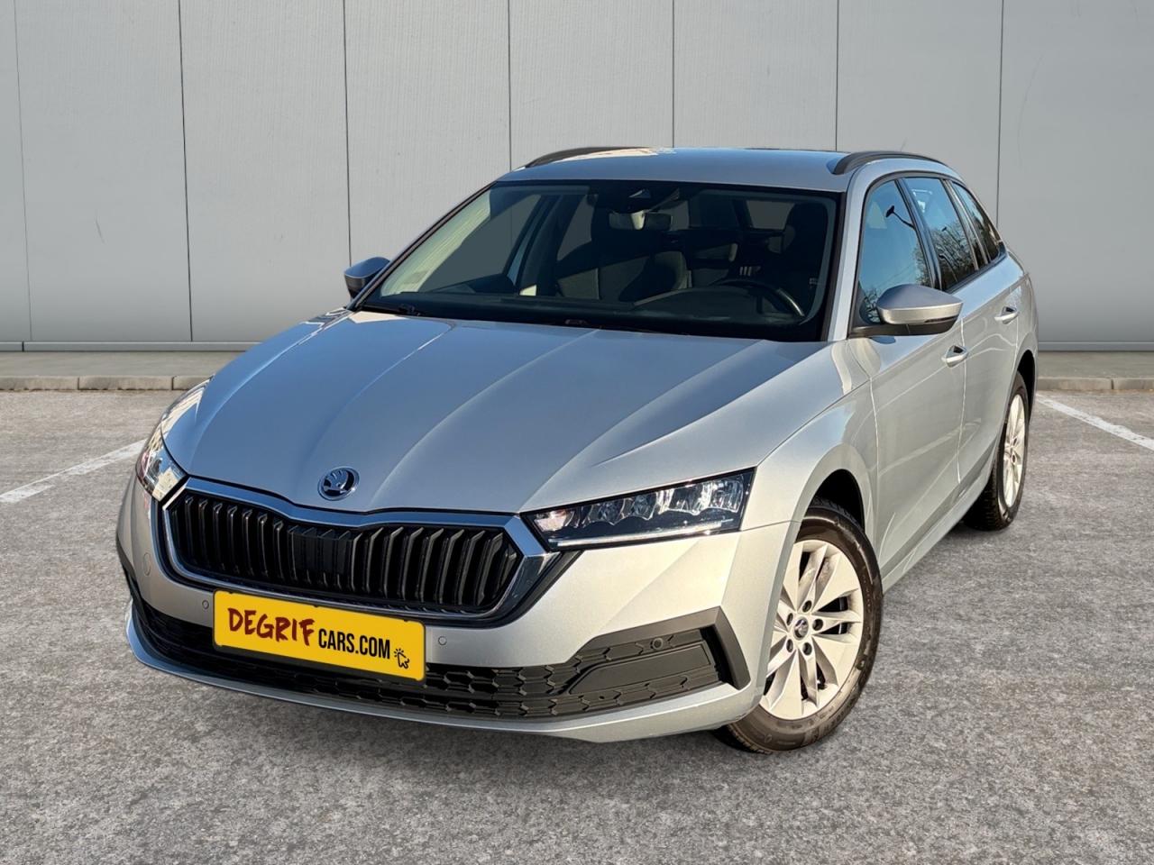 SKODA OCTAVIA Combi 2.0 TDI 150 DSG Business + HAYON ELEC + AIDES STATIONNEMENTS + TVA RECUPERABLE