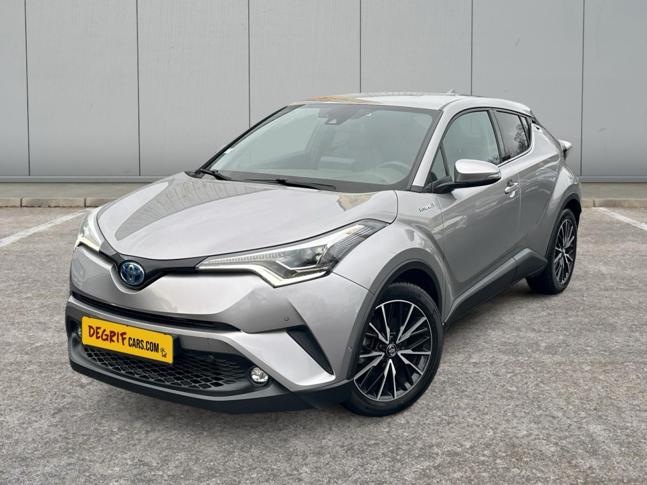 TOYOTA C-HR Hybride 122h e-CVT Graphic + CUIR + ATTELAGE + GARANTIE 12 MOIS