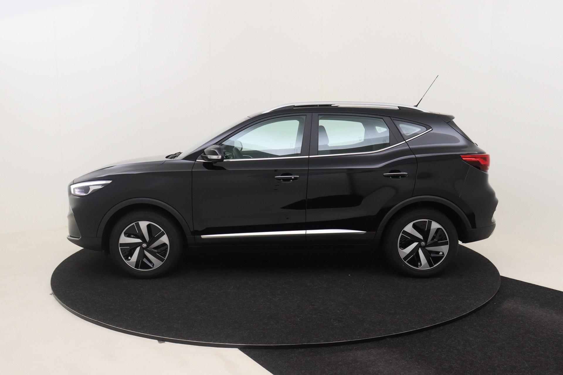 MG ZS EV 51 kWh 177ch Luxury