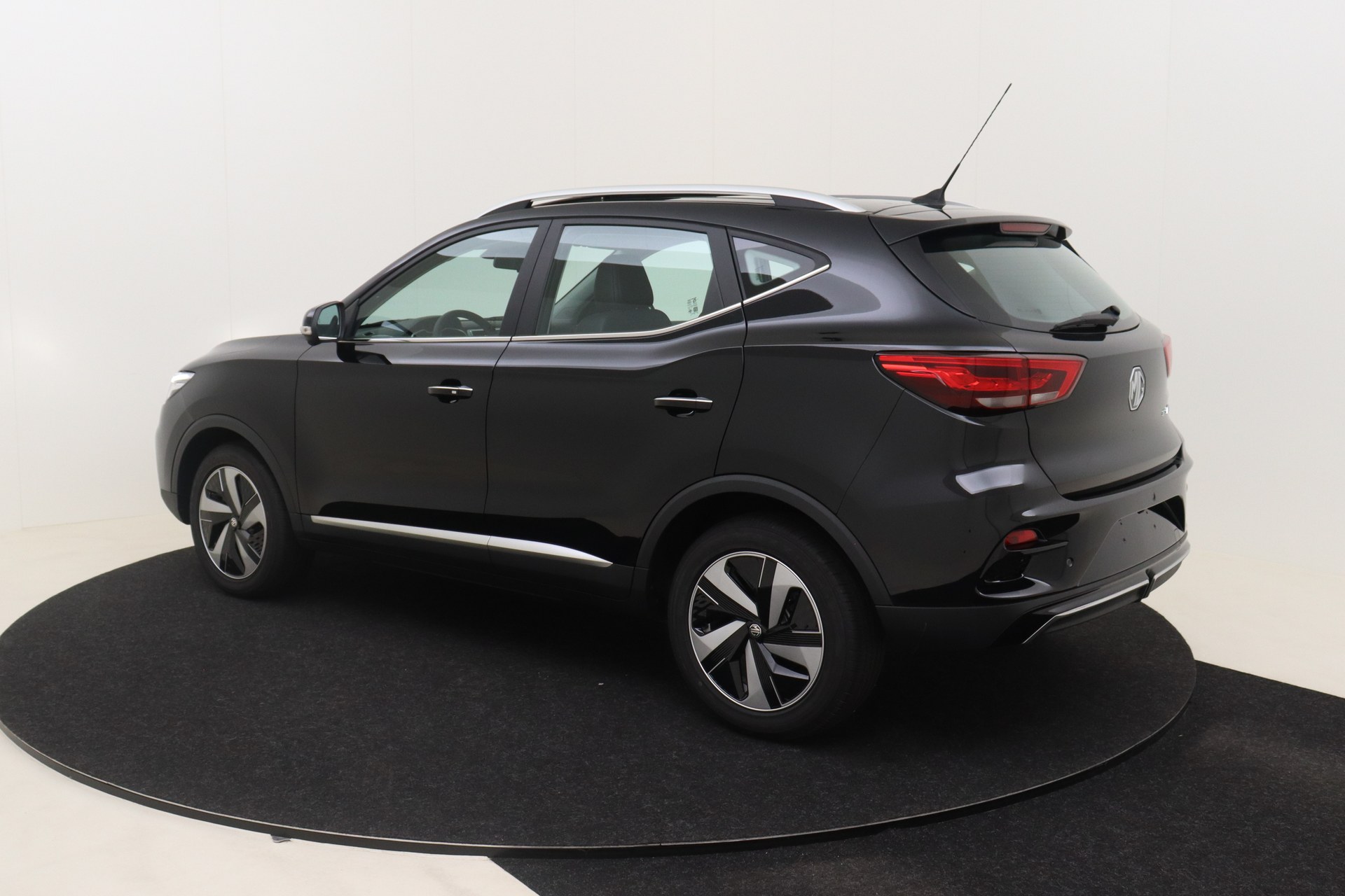 MG ZS EV 51 kWh 177ch Luxury