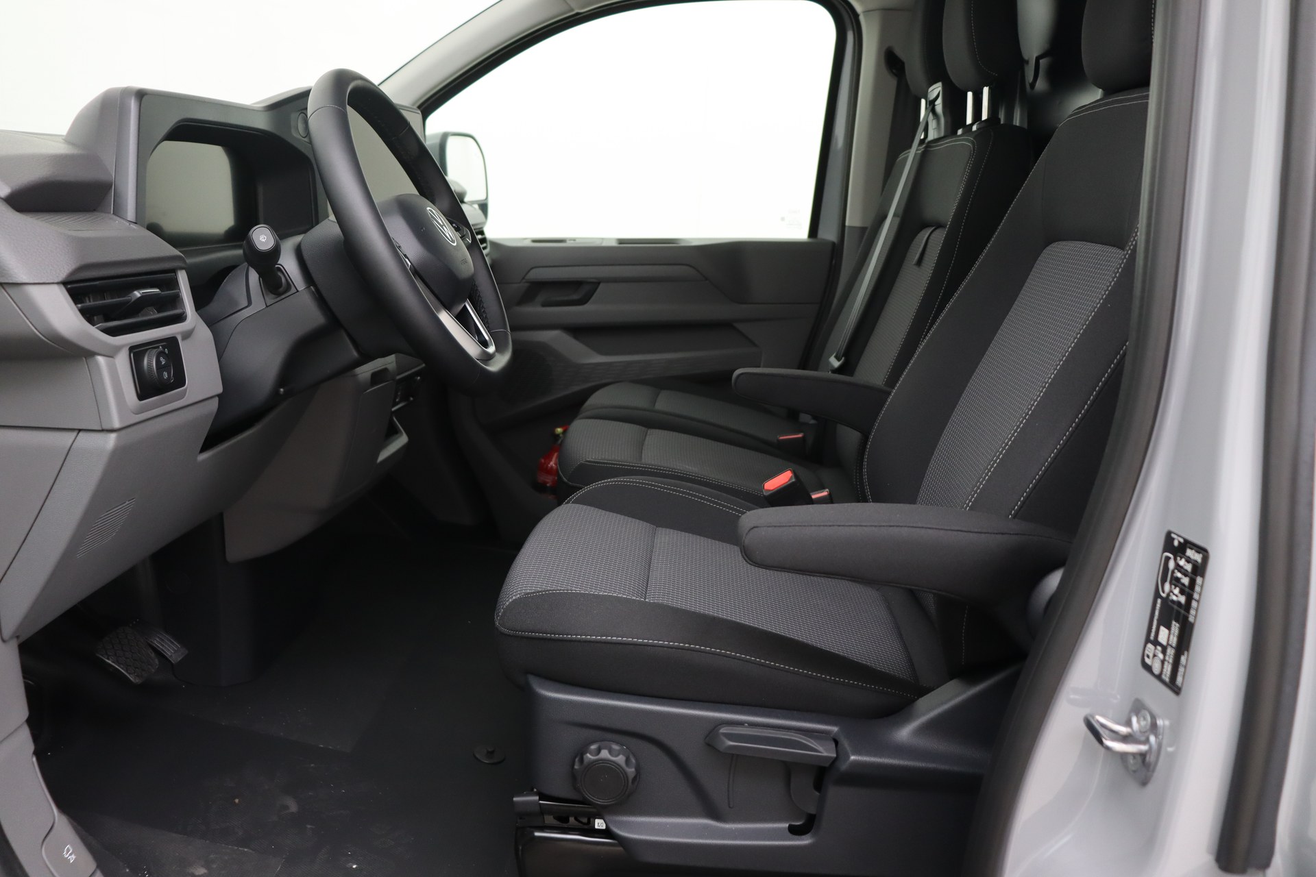 VOLKSWAGEN TRANSPORTER 2.0 TDI DSG 170ch T7 LWB 3,3t