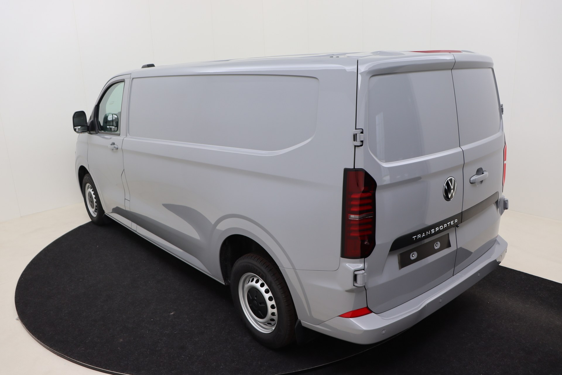 VOLKSWAGEN TRANSPORTER 2.0 TDI DSG 170ch T7 LWB 3,3t