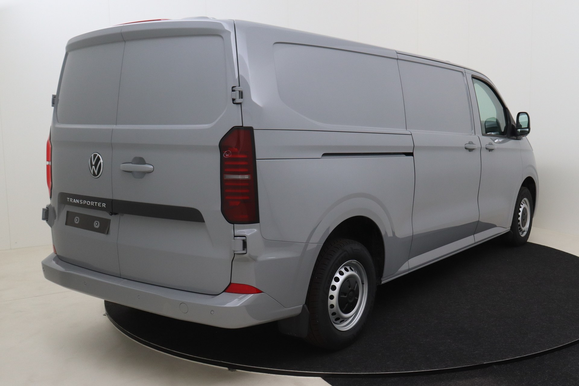 VOLKSWAGEN TRANSPORTER 2.0 TDI DSG 170ch T7 LWB 3,3t