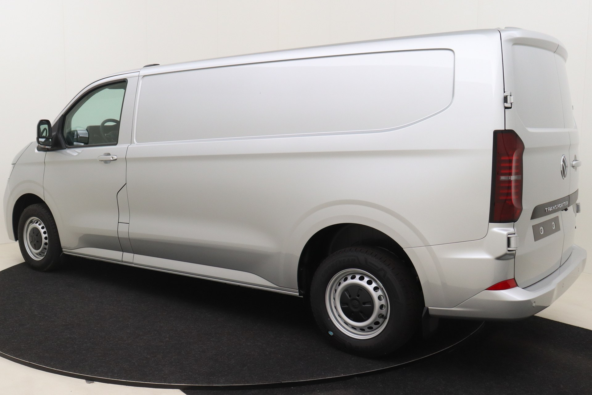 VOLKSWAGEN TRANSPORTER 2.0 TDI DSG 170ch T7 LWB 3,3t 4Motion