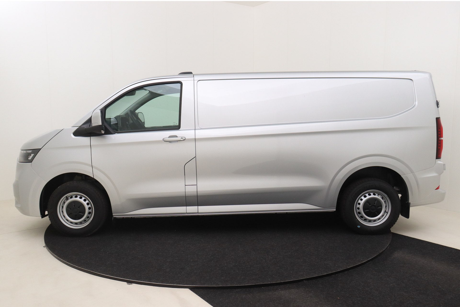 VOLKSWAGEN TRANSPORTER 2.0 TDI DSG 170ch T7 LWB 3,3t 4Motion