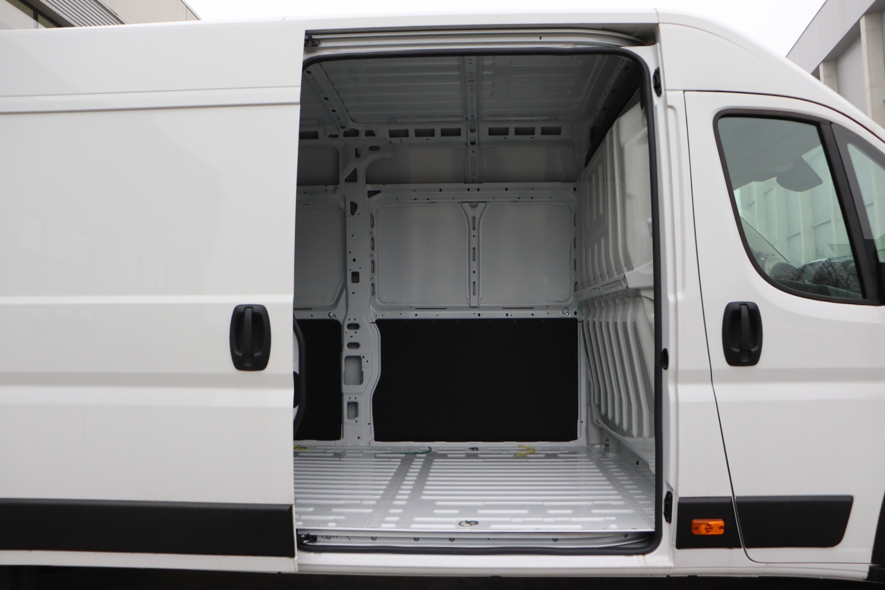 PEUGEOT BOXER 2.2 BlueHDi 165ch S&S Man.6 440 L4H2