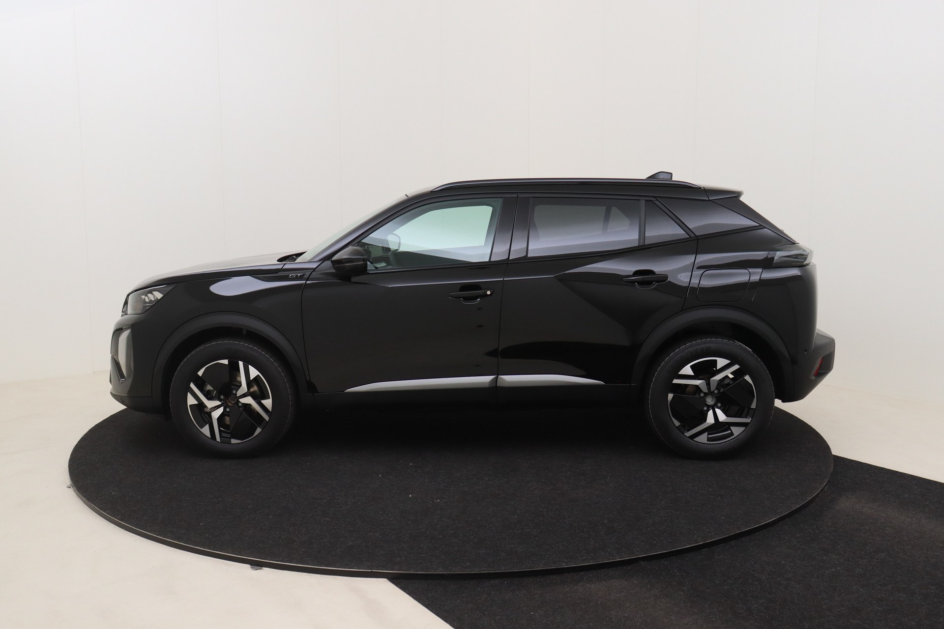PEUGEOT 2008 Hybrid 145ch e-DSC6 GT